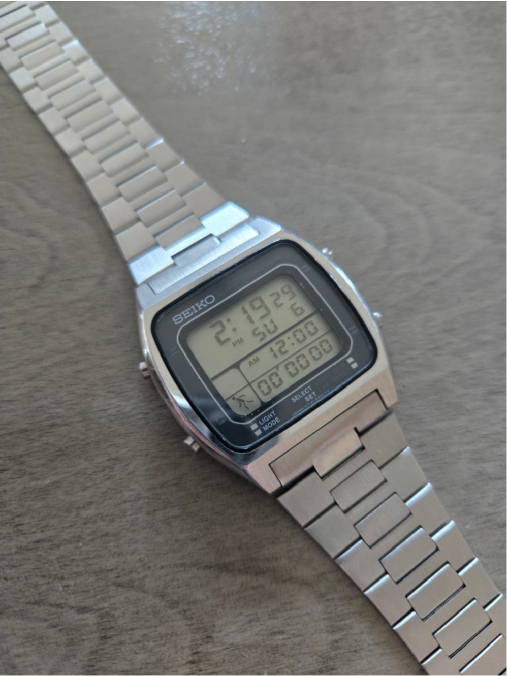 Rare Vintage Seiko A714-5009 Running Man Men's Digital LCD Watch 1980s Retro!!!